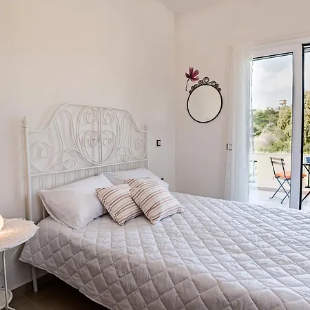 Alura Villas Villa Megala Chorafia